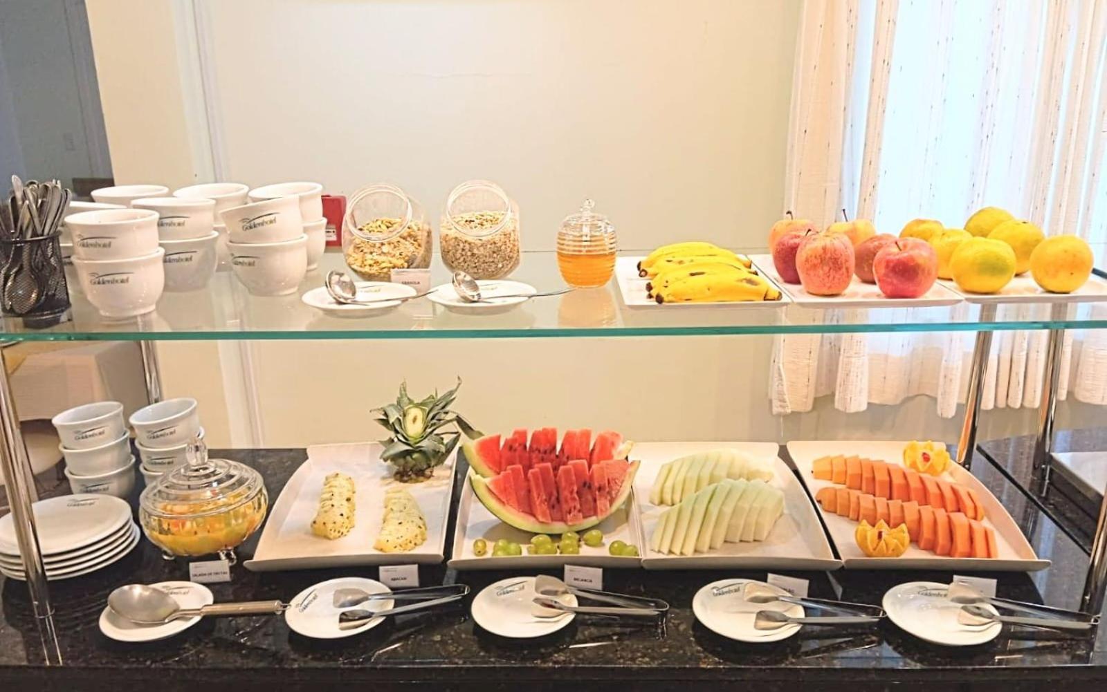 Golden Hotel - O Mais Central - Pet Friendly Chapeco Ngoại thất bức ảnh