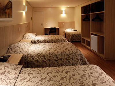 Golden Hotel - O Mais Central - Pet Friendly Chapeco Ngoại thất bức ảnh