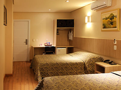 Golden Hotel - O Mais Central - Pet Friendly Chapeco Ngoại thất bức ảnh